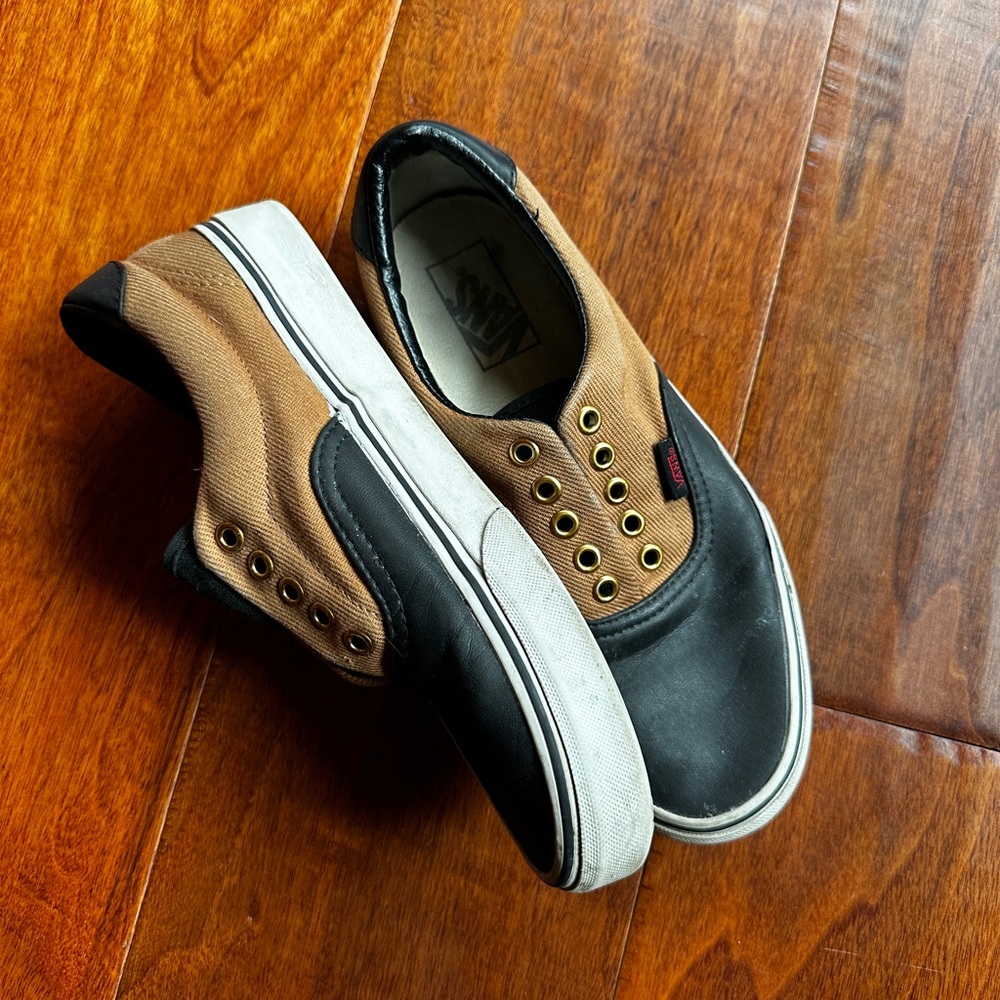 Vans size 8.5 - Picture 2 of 5